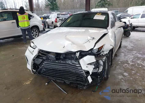2017 Lexus Is 200T z USA, uszkodzony, nr VIN JTHBA1D22H5039399